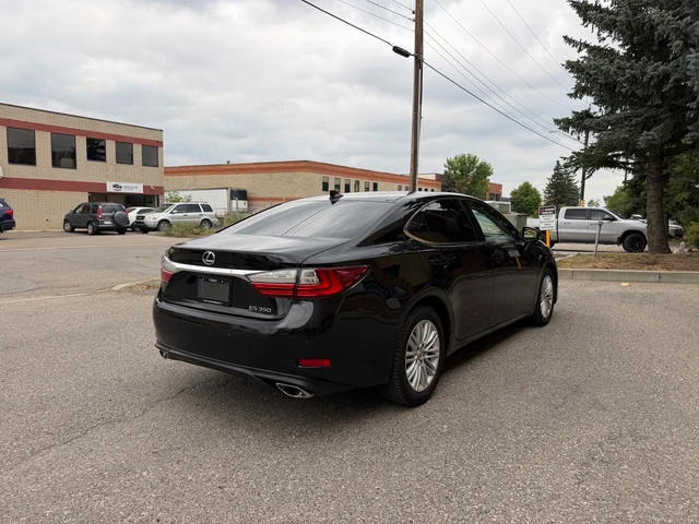 2017 Lexus Es 350, čierna, 101 377 km, dovoz Kanada — foto 4 z 5