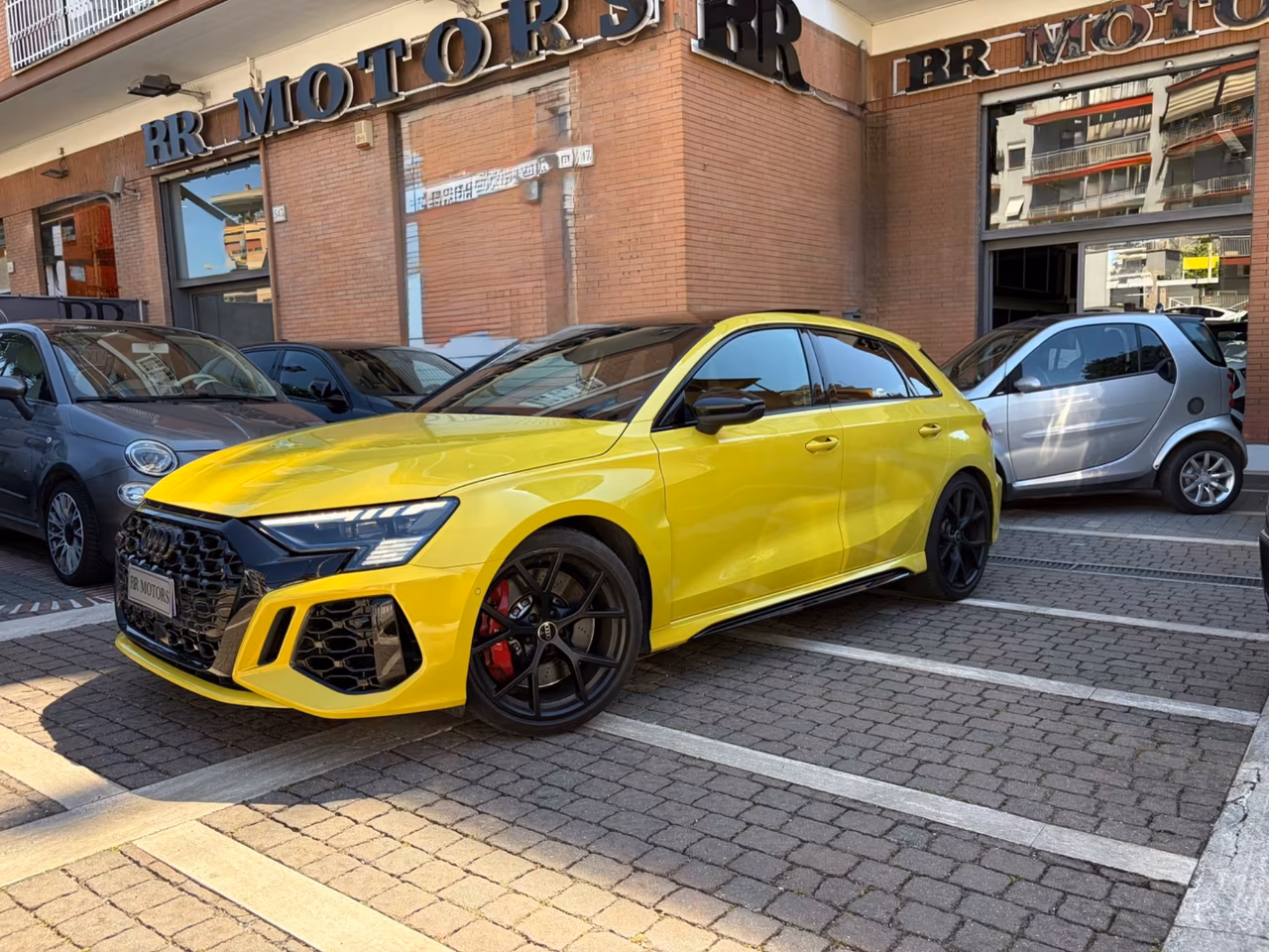 2027 Audi, Taliansko — foto 2 z 16