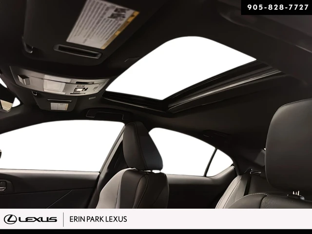 2026 Lexus IS 350, biela, 15 km, dovoz Kanada — foto 15 z 16