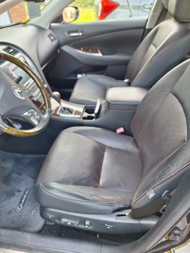 2011 Lexus ES350, čierna, 91 000 km, dovoz Kanada — foto 5 z 5
