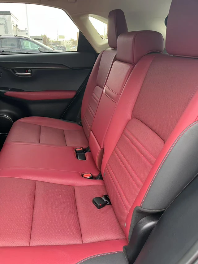 2021 Lexus Nx 300H, čierna, 83 300 km, dovoz Kanada — foto 5 z 5