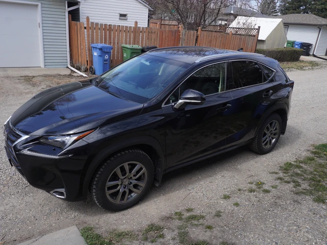 2016 Lexus Nx 200T, 120 000 km, dovoz Kanada — foto 4 z 5
