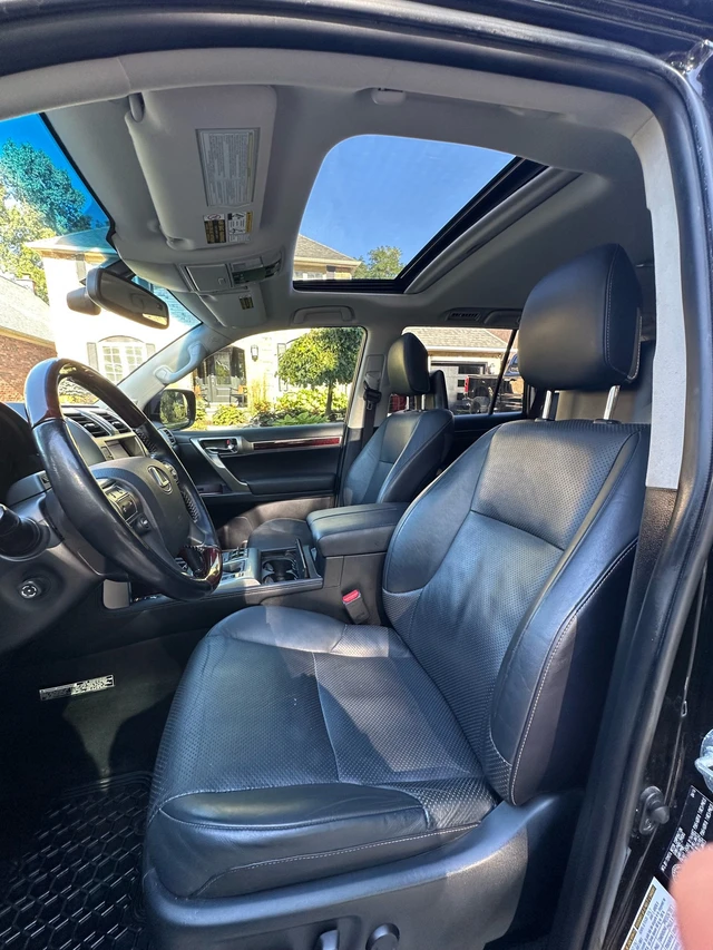 2016 Lexus GX 460 Executive Package, čierna, 123 900 km, dovoz Kanada — foto 2 z 5