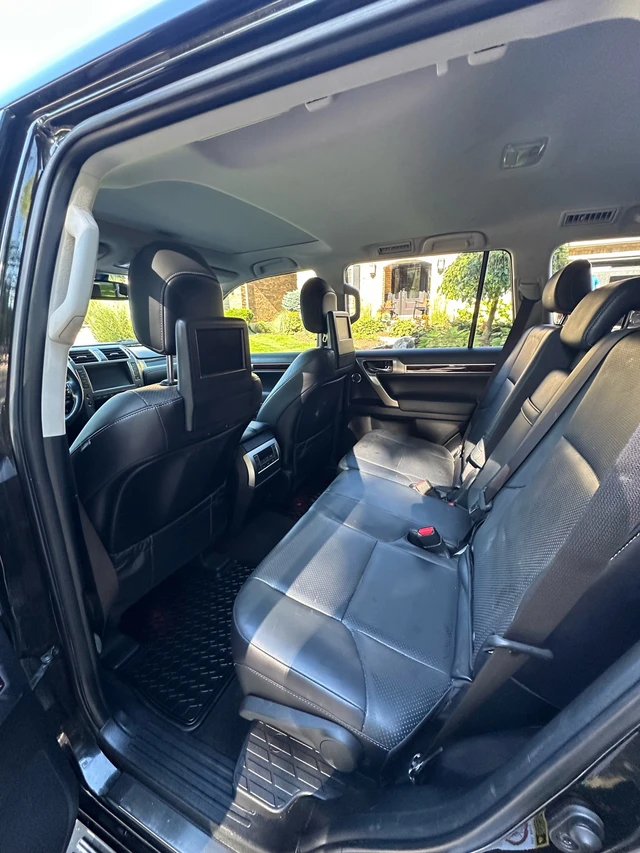 2016 Lexus GX 460 Executive Package, čierna, 123 900 km, dovoz Kanada — foto 5 z 5