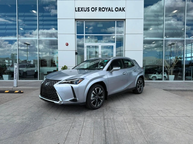 2026 Lexus UX 300h, oranžová, 15 km, dovoz Kanada — foto 1