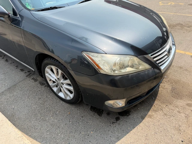 2010 Lexus Es350, 119 000 km, dovoz Kanada — foto 2 z 5