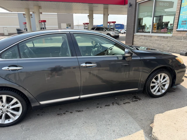 2010 Lexus Es350, 119 000 km, dovoz Kanada — foto 3 z 5