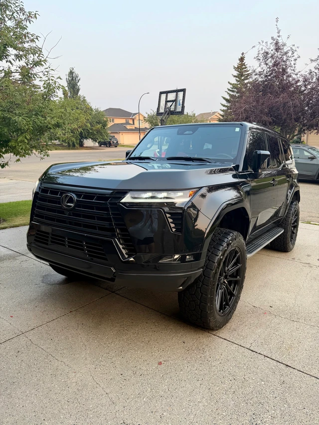 2025 Lexus Gx 550, čierna, 21 176 km, dovoz Kanada — foto 1