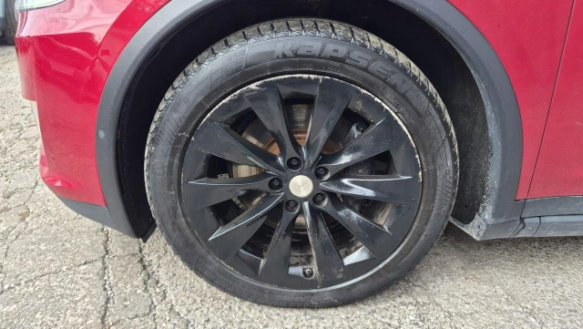 2019 Tesla Model X 100D, červená, 283 156 km, dovoz Kanada — foto 15 z 15