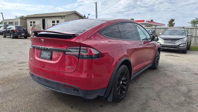 2019 Tesla Model X 100D, červená, 283 156 km, dovoz Kanada — foto 5 z 15
