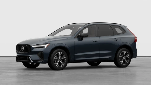 2027 Volvo Xc60 Core (Dark Theme), modrá, 10 km, dovoz Kanada — foto 1