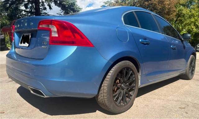 2015 Volvo S60, modrá, 153 231 km, dovoz Kanada — foto 2 z 5