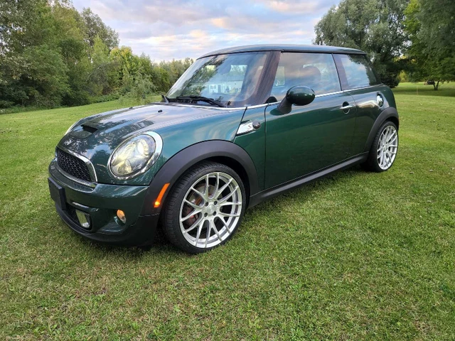 2013 Minicps, 69 200 km, dovoz Kanada — foto 1