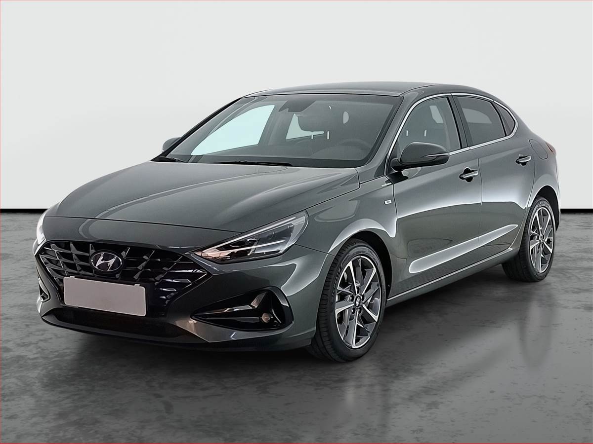 2025 Tesla Model Y, 48 588 km, Česko — foto 2 z 18