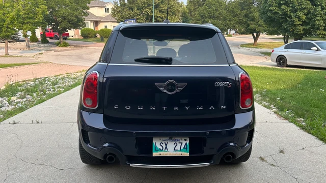 2014 MINI Cooper Countryman S, 194 663 km, dovoz Kanada — foto 2 z 5