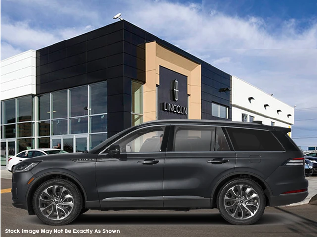 2027 Lincoln Aviator RESERVE, černá, 10 km, dovoz Kanada — foto 1