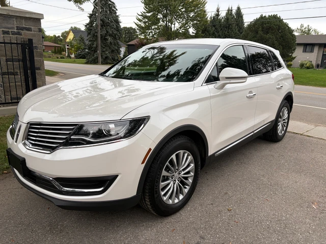 2017 Lincoln Mkx Select 3.7 V6 AWD, biela, 99 000 km, dovoz Kanada — foto 1 z 5 2017 Lincoln Mkx Select 3.7 V6 AWD, biela, 99 000 km, dovoz Kanada — foto 1 z 5