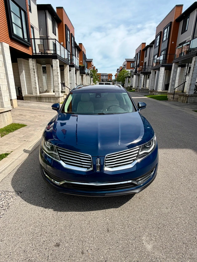 2018 Lincoln Mkx Reserve, 175 500 km, dovoz Kanada — foto 1
