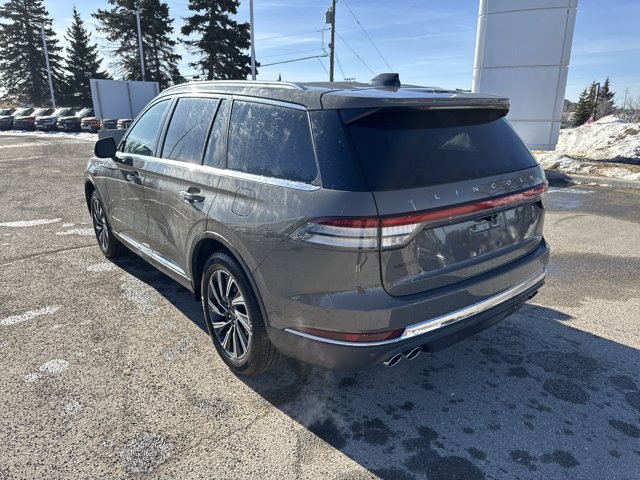 2026 Lincoln Aviator Premiere, sivá, 8 km, dovoz Kanada — foto 3 z 5