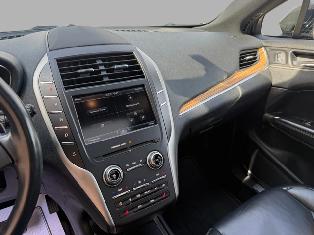 2015 Lincoln Mkc AWD 4dr, čierna, 189 932 km, dovoz Kanada — foto 13 z 20