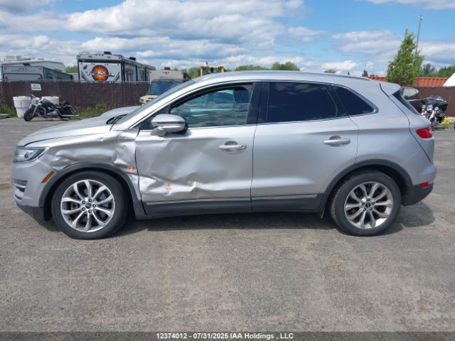 2015 Lincoln Mkc Base, strieborná, 107 896 km, dovoz Kanada — foto 4 z 5