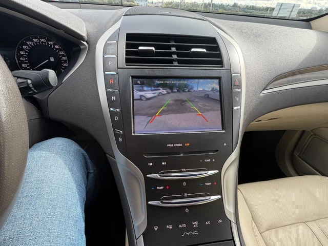 2013 Lincoln Mkz, strieborná, 123 925 km, dovoz Kanada — foto 13 z 19