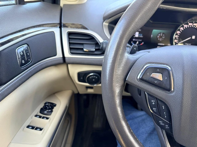 2013 Lincoln Mkz, strieborná, 123 925 km, dovoz Kanada — foto 9 z 19