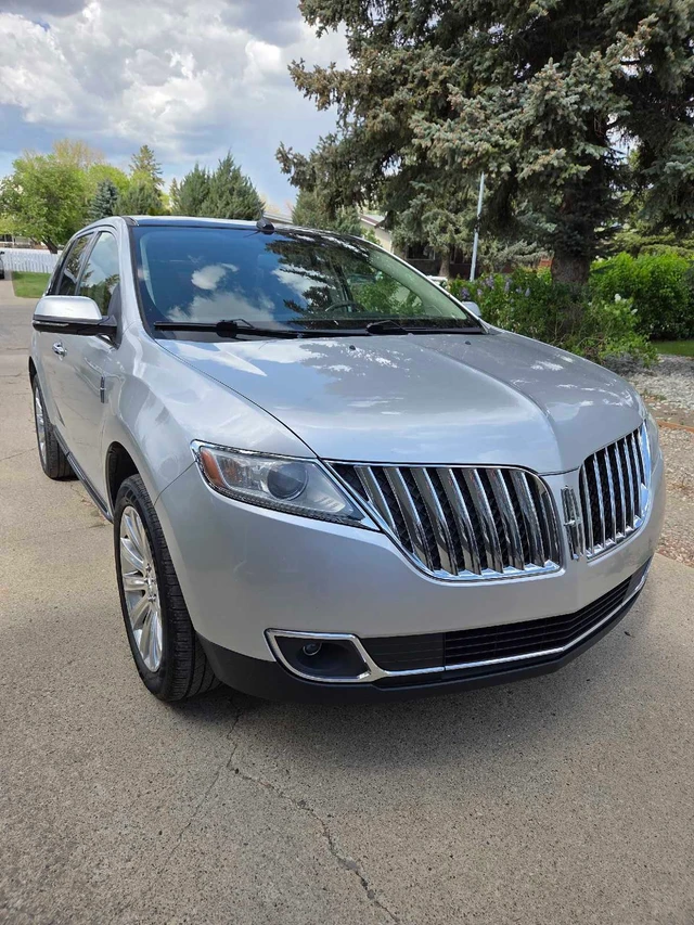 2015 Lincoln Mkx, strieborná, 191 000 km, dovoz Kanada — foto 3 z 5