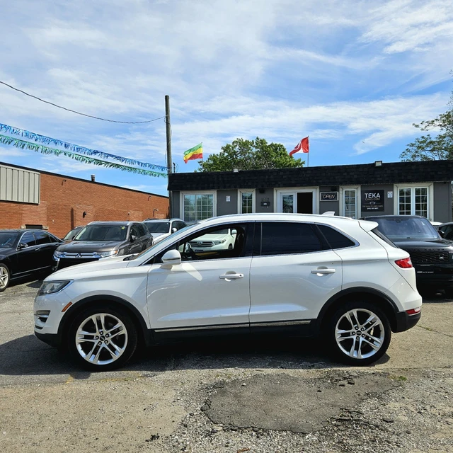 2015 Lincoln Mkc Reserve | Loaded |, biela, 136 650 km, dovoz Kanada — foto 2 z 5
