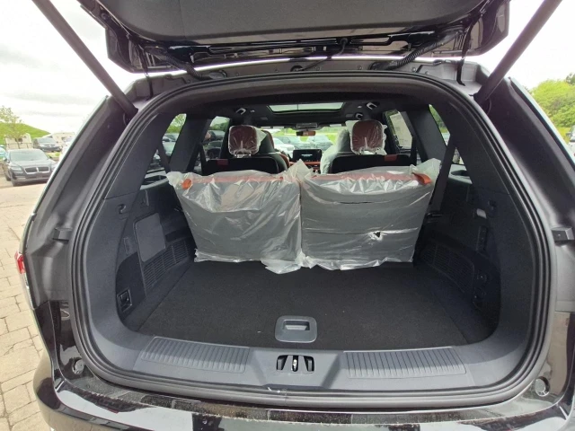 2026 Lincoln Aviator RESERVE, čierna, 12 km, dovoz Kanada — foto 4 z 5