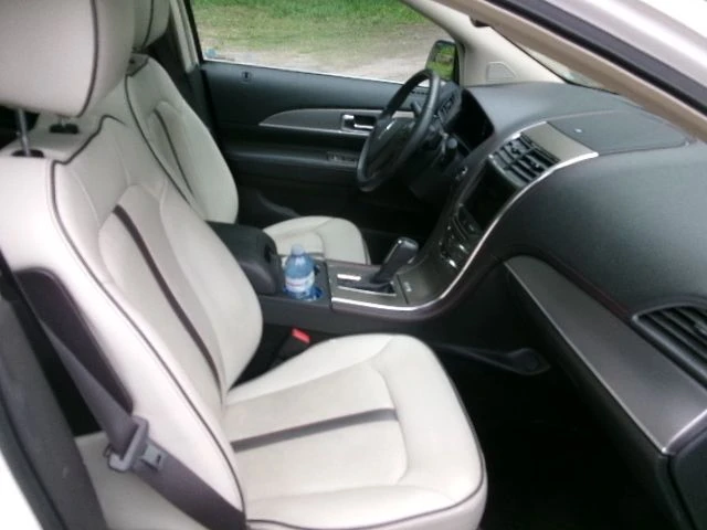 2015 Lincoln Mkx V6 AWD, biela, 118 000 km, dovoz Kanada — foto 3 z 5