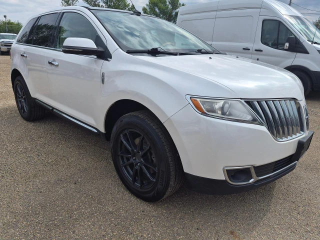 2013 Lincoln Mkx AWD, biela, 221 458 km, dovoz Kanada — foto 1