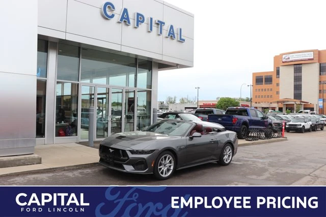 2026 Ford Mustang GT Premium, sivá, 40 km, dovoz Kanada — foto 1