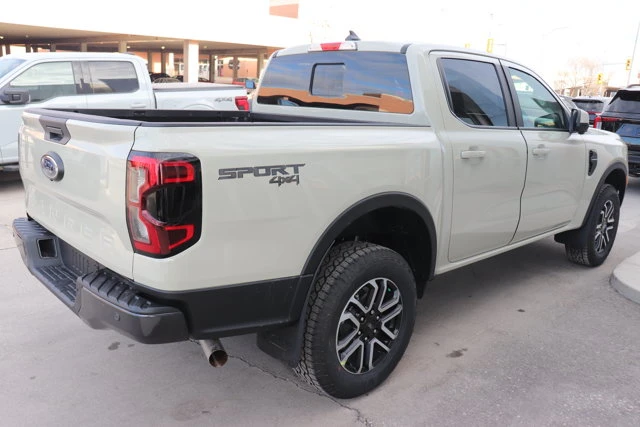 2026 Ford Ranger LARIAT, béžová, 4 km, dovoz Kanada — foto 4 z 11