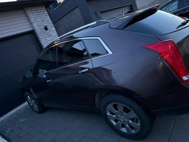 2016 Cadillac Srx Luxury, hnedá, 116 000 km, dovoz Kanada — foto 1
