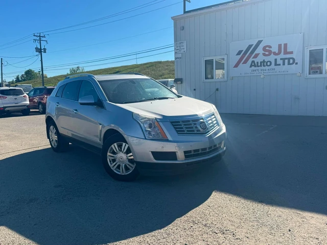 2015 Cadillac Srx Luxury, strieborná, 166 210 km, dovoz Kanada — foto 1