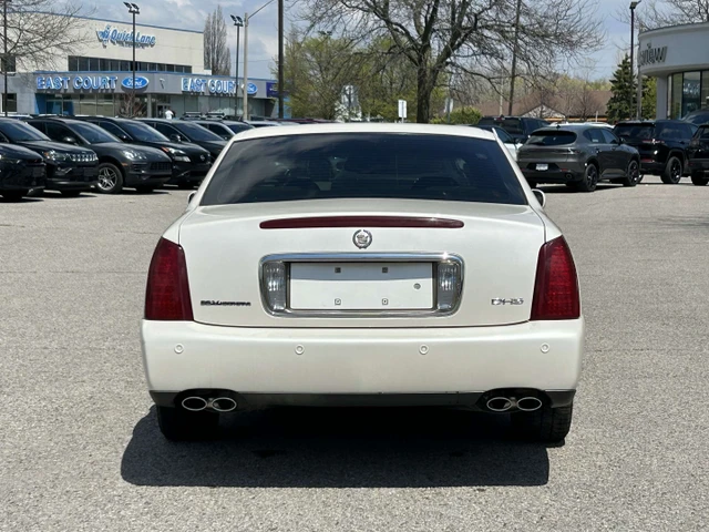 2000 Cadillac Deville DHS | Certified | A/C | Heated Seats | Leather, biela, 123 065 km, dovoz Kanada — foto 4 z 5