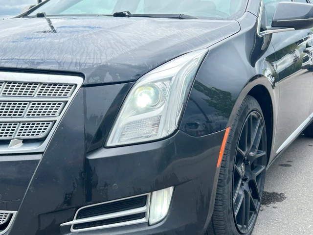 2015 Cadillac Xts Platinum, čierna, 166 955 km, dovoz Kanada — foto 13 z 20