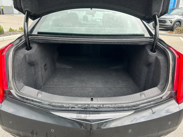 2015 Cadillac Xts Platinum, čierna, 166 955 km, dovoz Kanada — foto 15 z 20