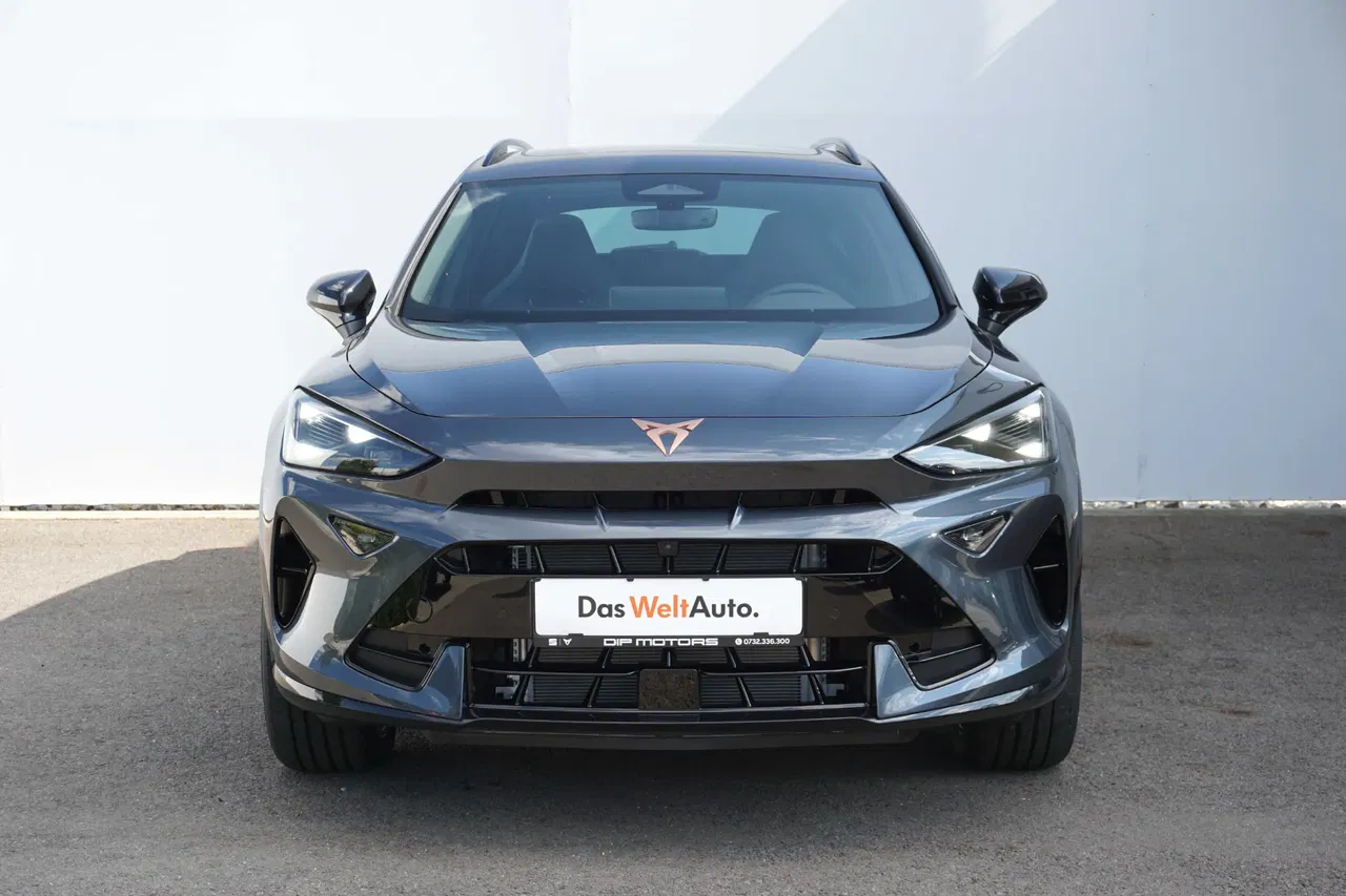 2026 Cupra Formentor, 5 000 km, Rumunsko — foto 8 z 38