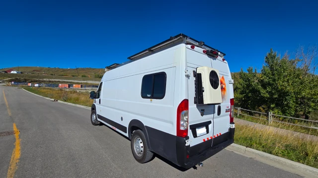 2019 RAM Promaster 3500, biela, 133 000 km, dovoz Kanada — foto 2 z 5