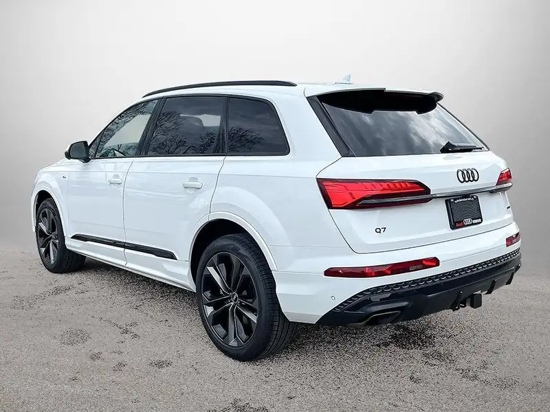 2026 Audi Q7 Progressiv, biela, 85 km, dovoz Kanada — foto 9 z 12