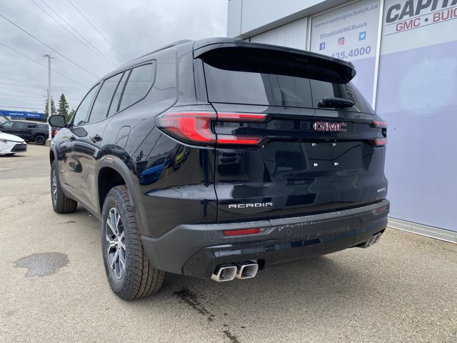 2026 GMC Acadia AT4, čierna, 3 km, dovoz Kanada — foto 4 z 20