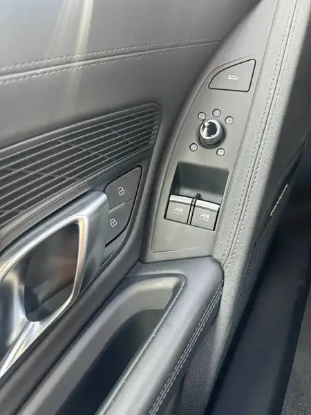 2023 Audi R8 performance, 7 800 km, dovoz Kanada — foto 10 z 12