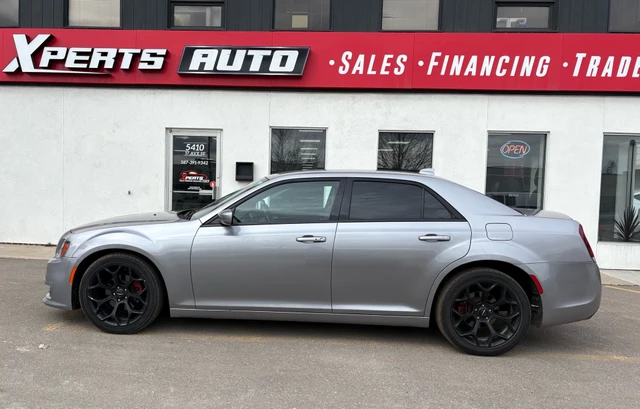 2018 Chrysler 300 300S RWD, strieborná, 128 001 km, dovoz Kanada — foto 6 z 20