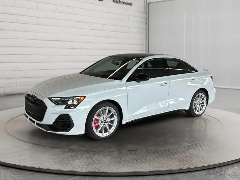 2026 Audi S3 Progressiv, biela, 90 km, dovoz Kanada — foto 1