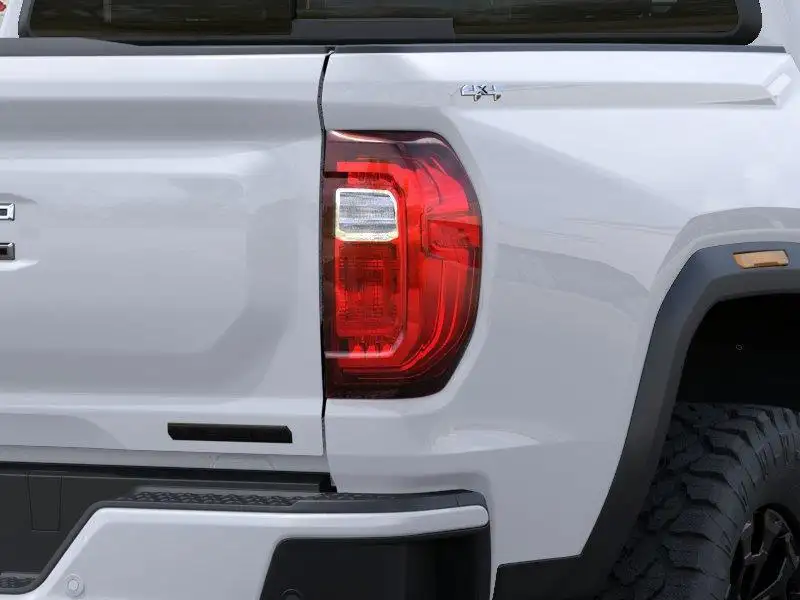 2026 GMC Canyon Elevation, biela, 0 km, dovoz Kanada — foto 11 z 12