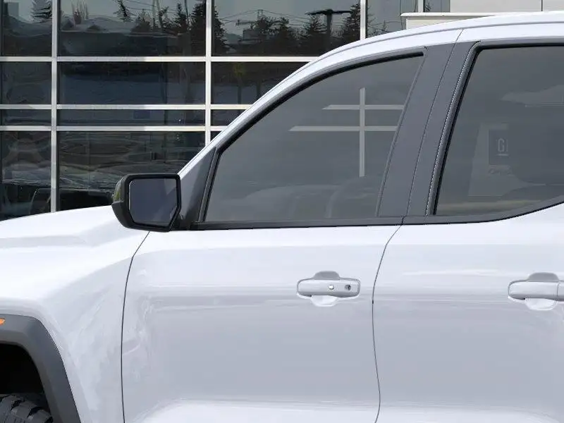 2026 GMC Canyon Elevation, biela, 0 km, dovoz Kanada — foto 12 z 12