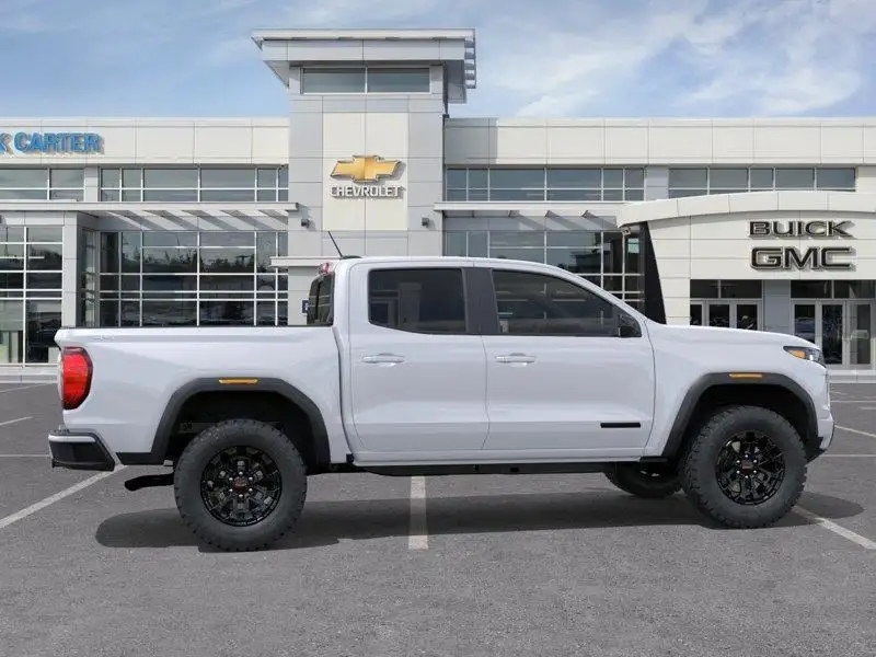 2026 GMC Canyon Elevation, biela, 0 km, dovoz Kanada — foto 5 z 12