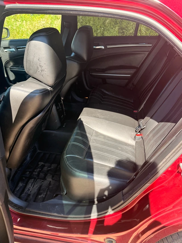 2018 Chrysler 300, 115 325 km, dovoz Kanada — foto 5 z 5